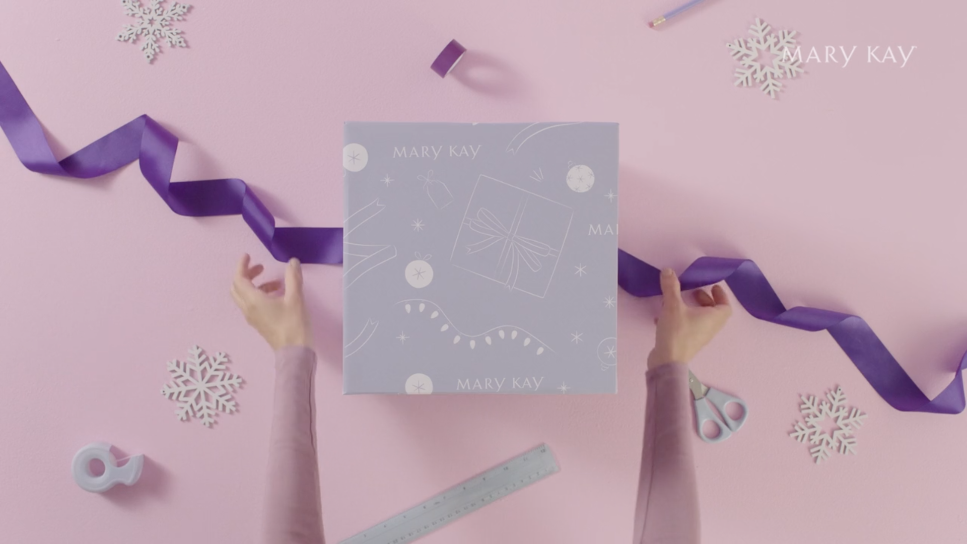 Mary Kay christmas ad